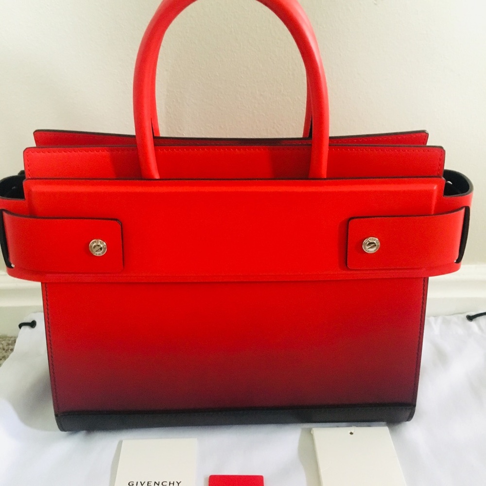 New Authentic GIVENCHY Small Horizon Degrade Leather Tote Medium Red, Black